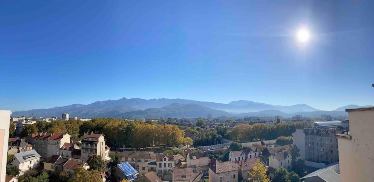2 Terrasses Vue A 360 Sur Les Montagnes Apartamento Grenoble Exterior foto